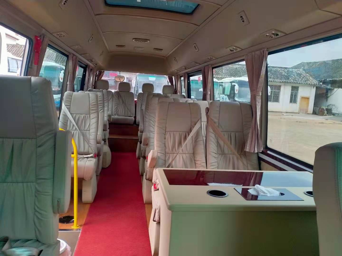 麗江旅游包車服務