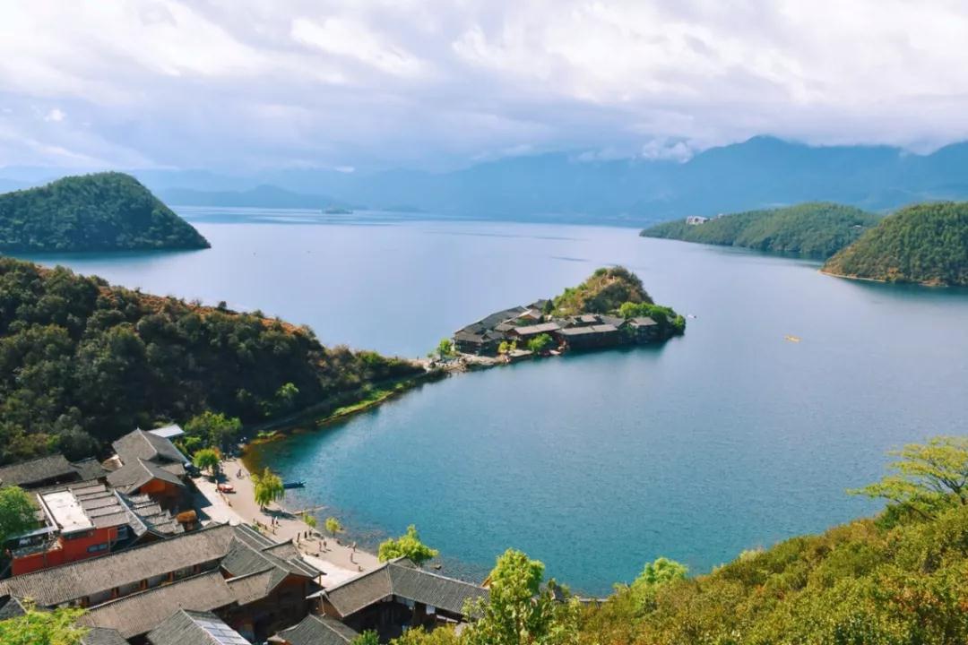 不到里格半島，不算來過瀘沽湖！  麗江傳媒公司