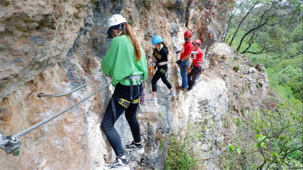 麗江戶外打卡地，攀巖、高空走鋼絲、云梯……快來體驗麗江小眾刺激的戶外運動吧